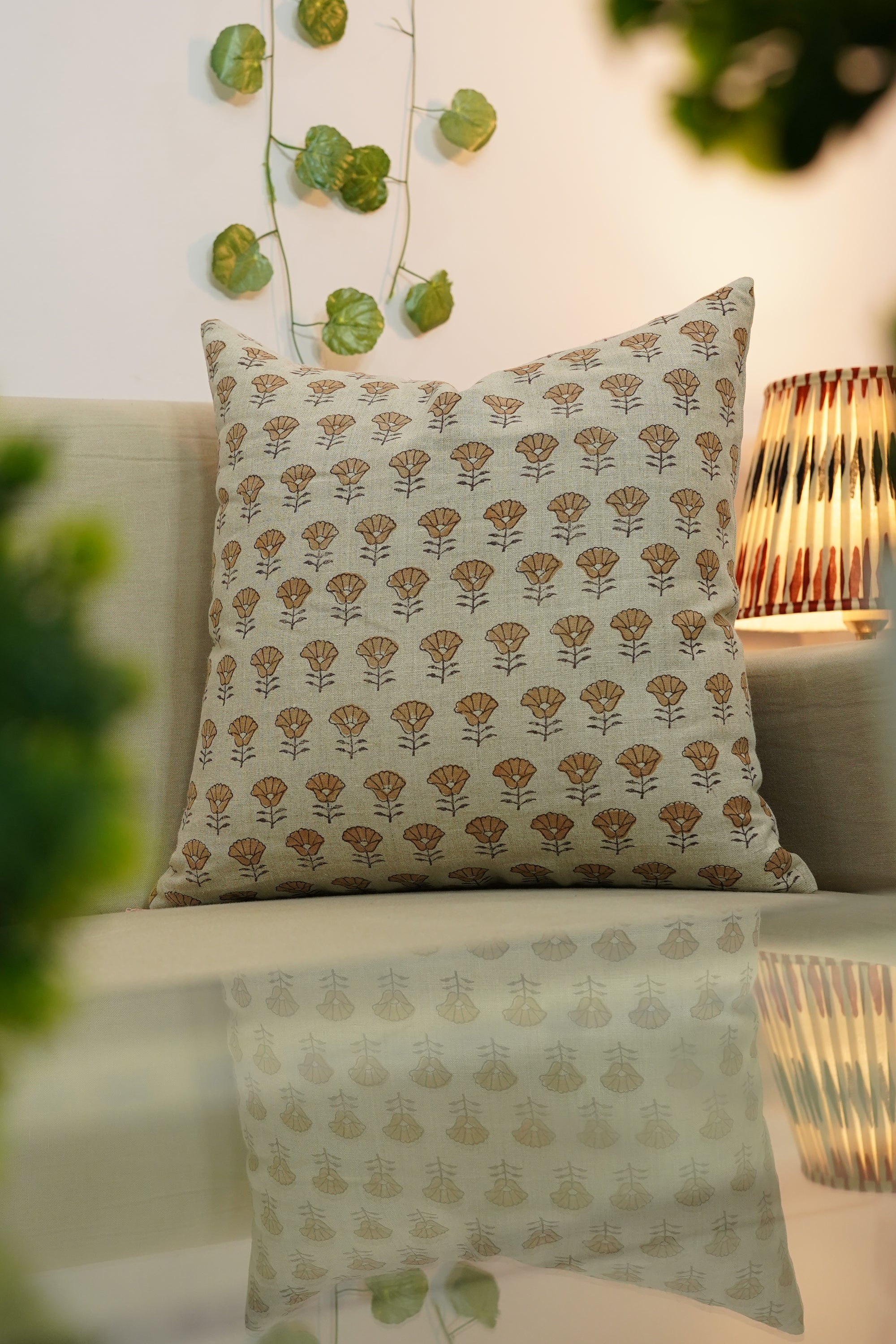 Floral Patterns: the rising Trend in pillow cover manufacturing