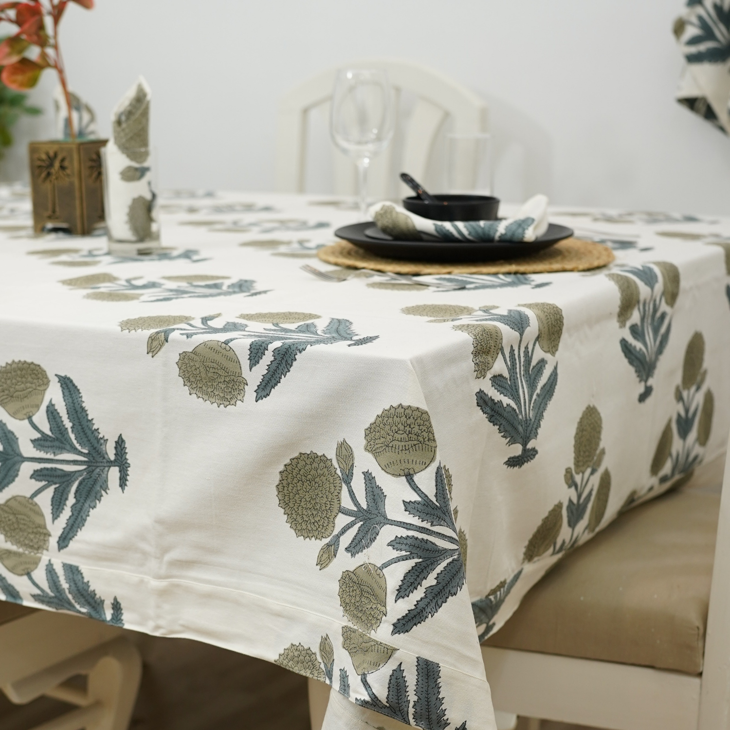 Thick Cotton White Table Cloth-Badshah