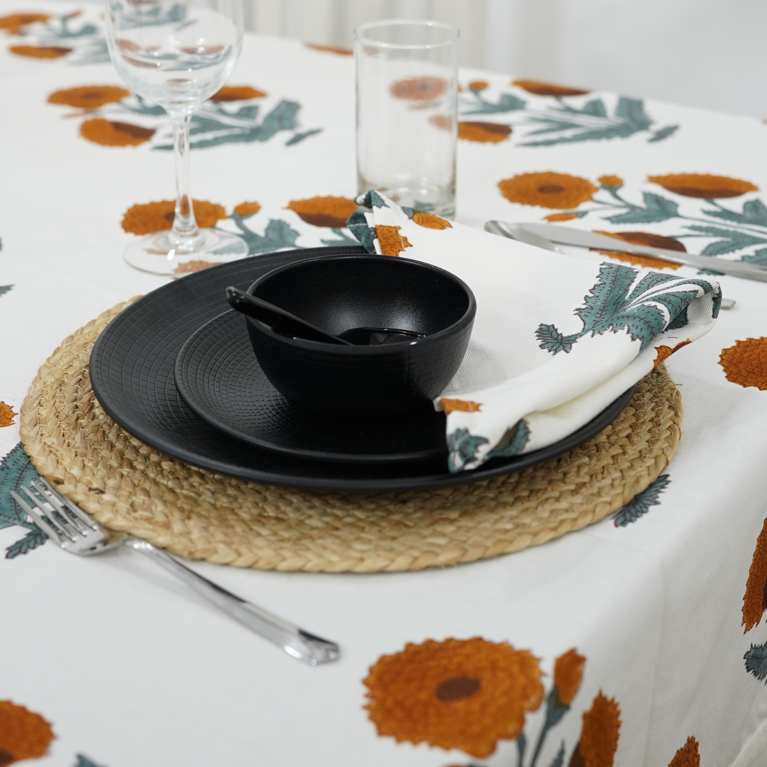 Thick Cotton White Table Cloth-Badshah