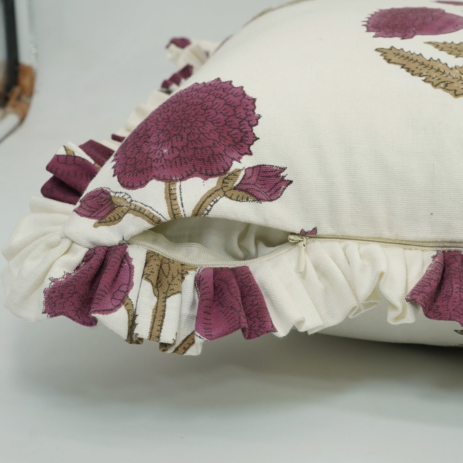 Block Printed Thick Cotton White Frill Pillow Cover - Badshah