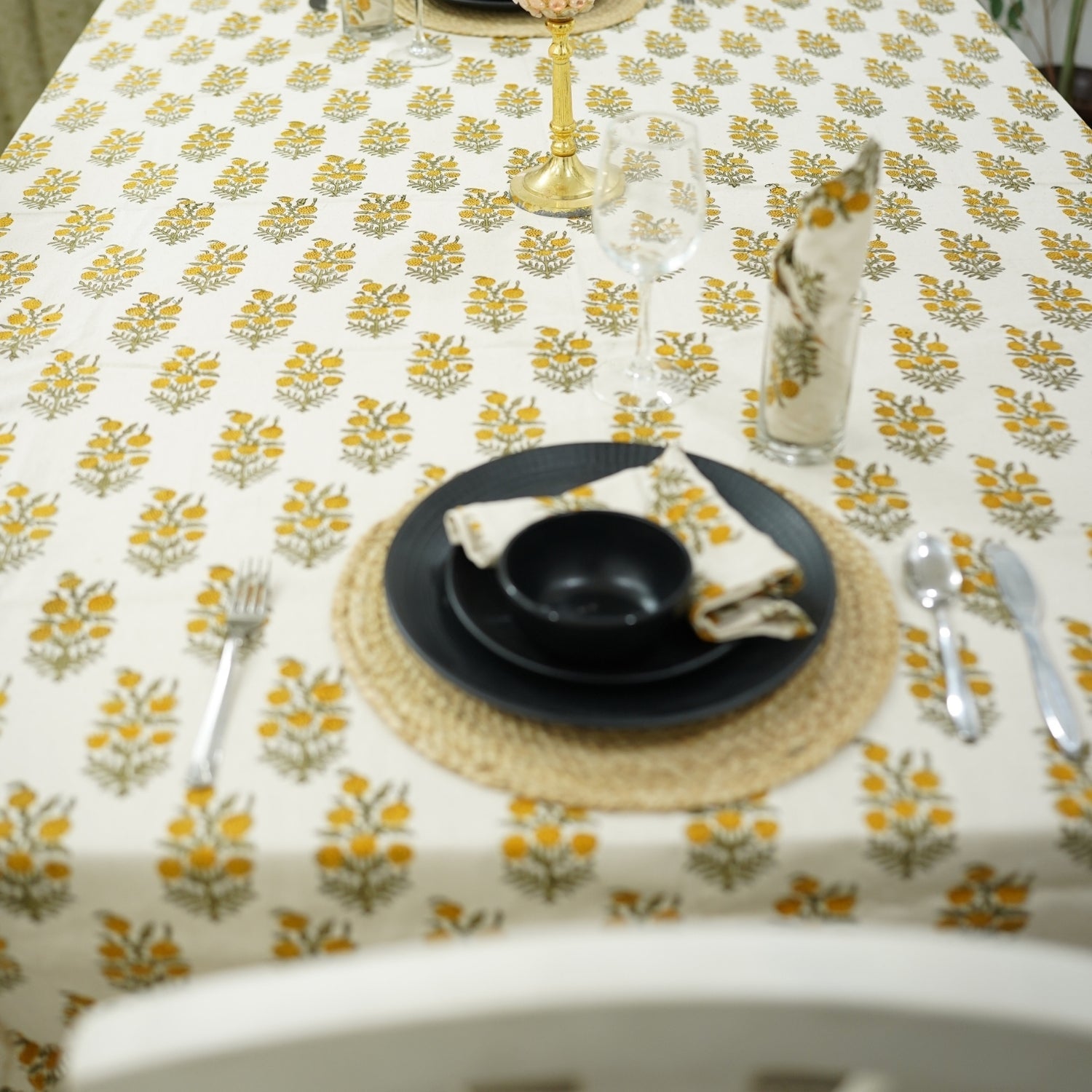 Hand Printed Floral Round Table Cover in Thick Cotton White – Hazara Design for Elegant Home Décor By Fabdivine