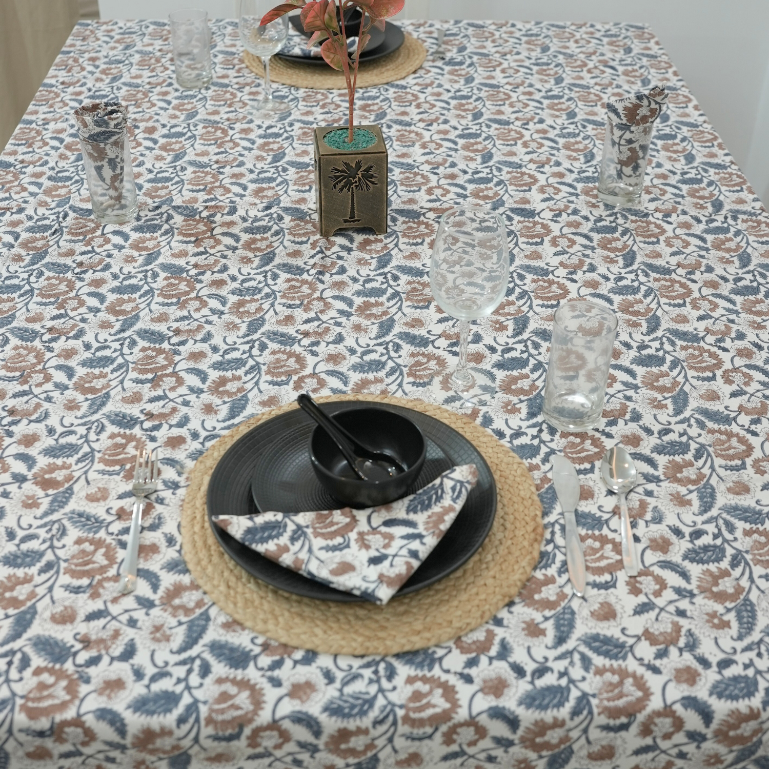 Thick Cotton White Table Cloth-Mandakini