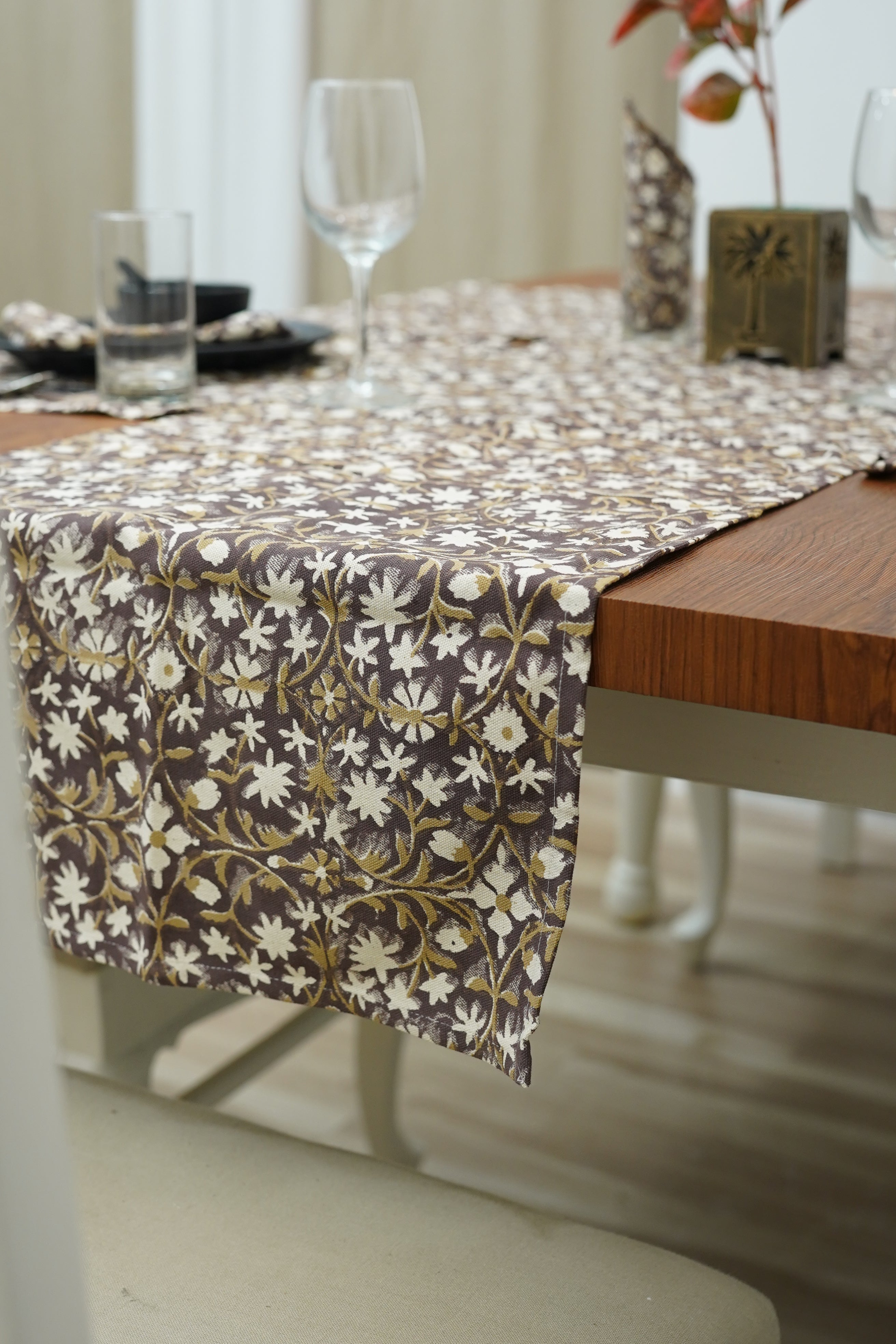 Duck Canvas Table Runner-Mahalaxmi