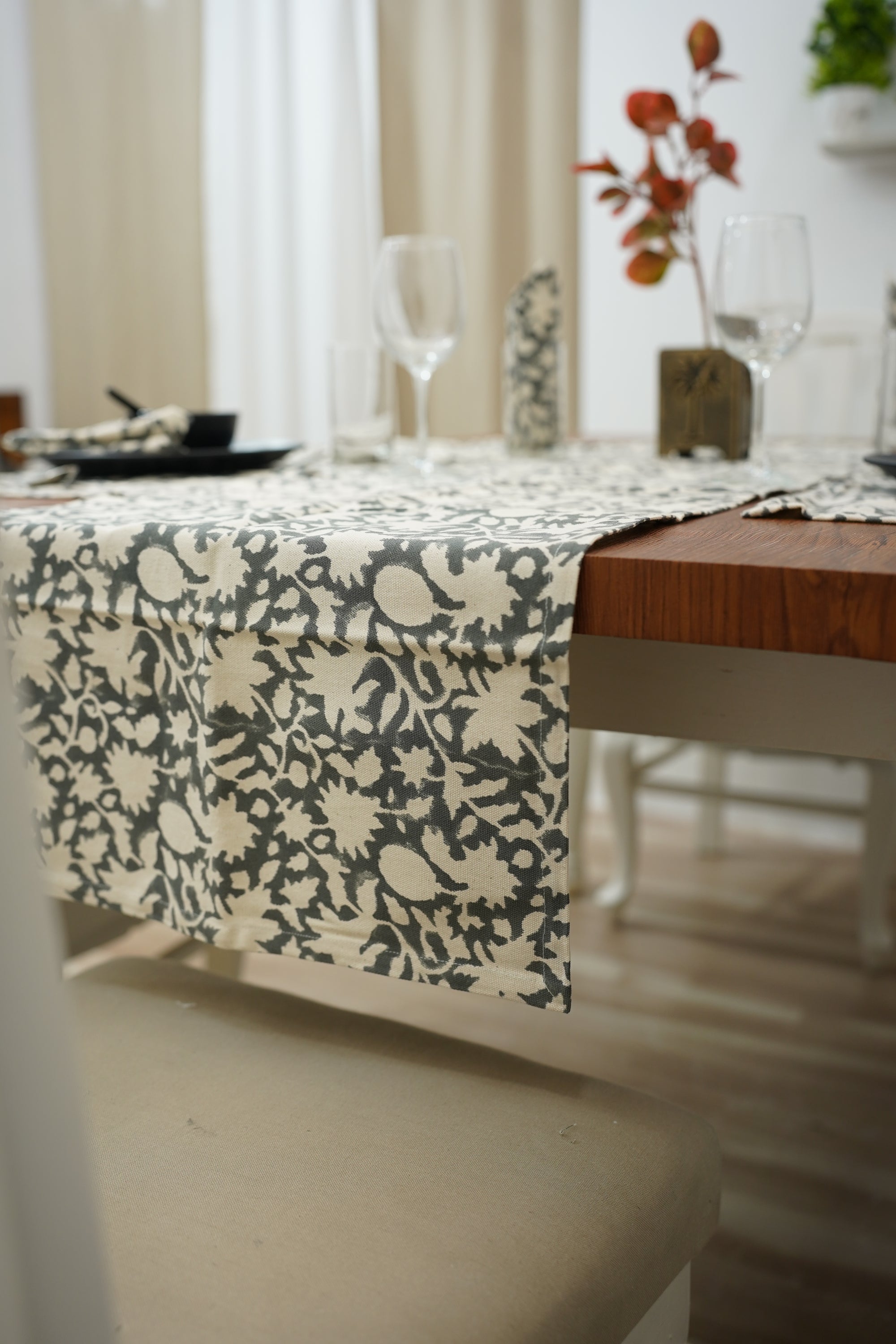 Duck Canvas Table Runner-Manikarnika