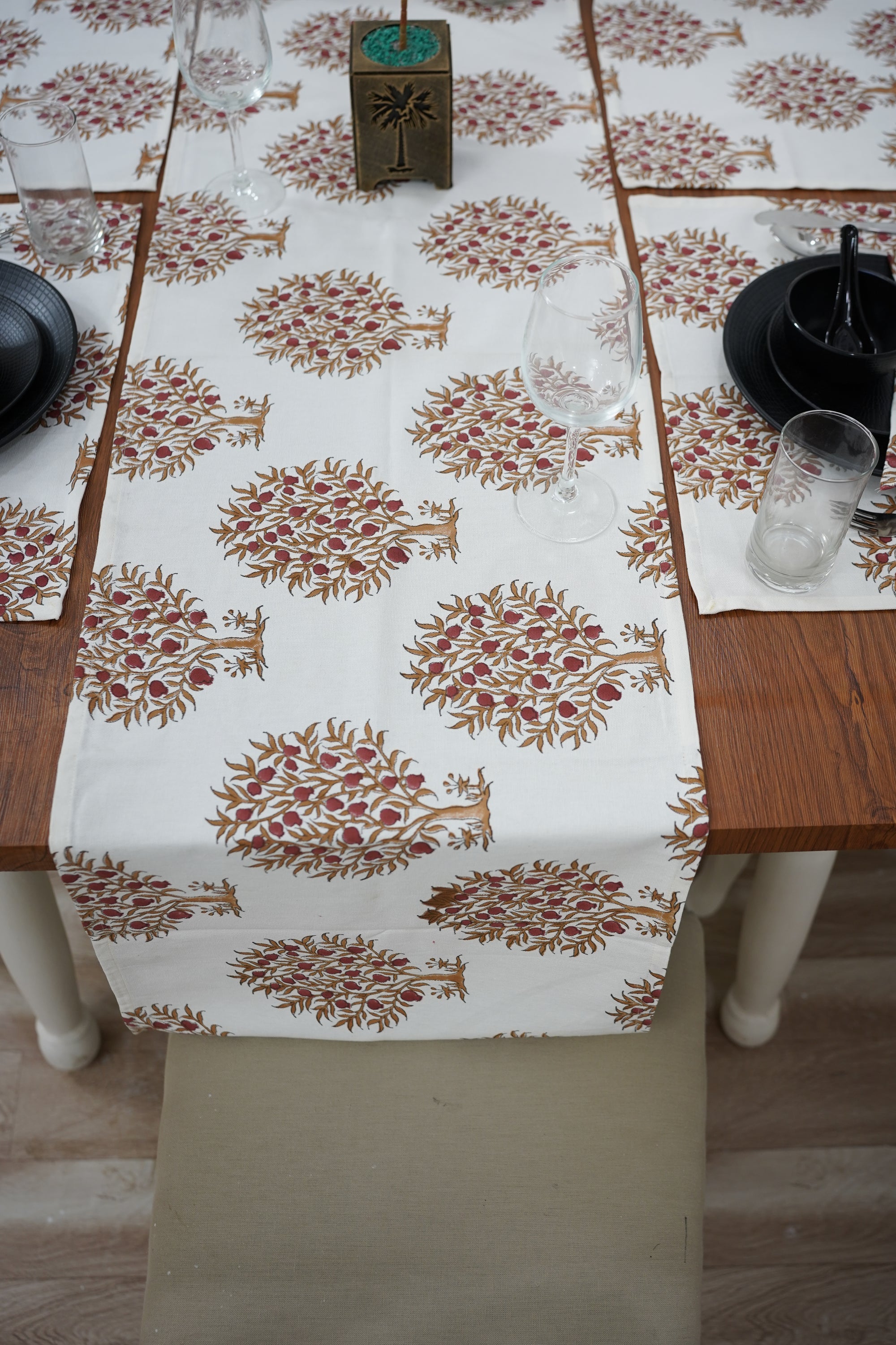 Thick Cotton White Table Runner-Anar