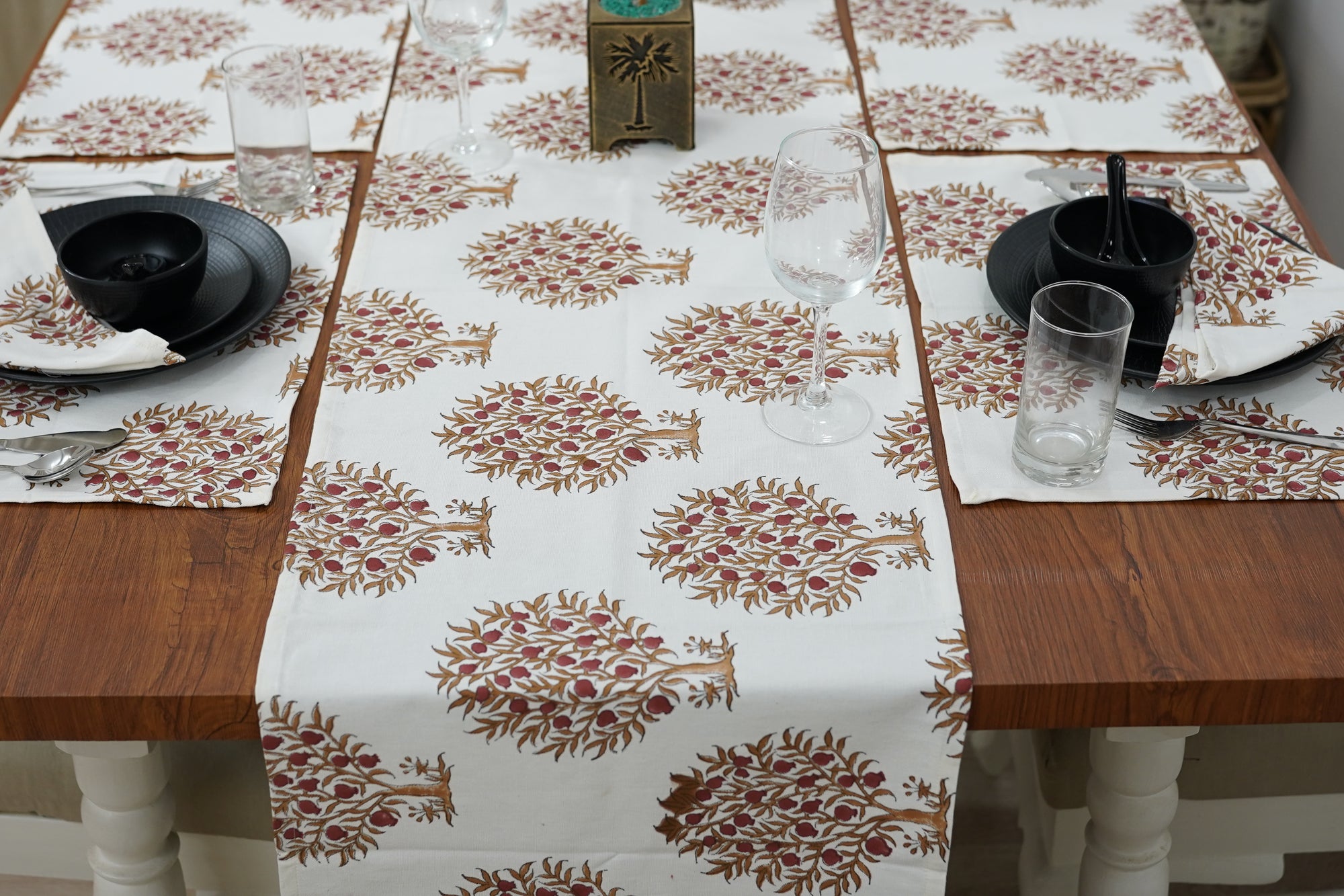 Thick Cotton White Table Runner-Anar