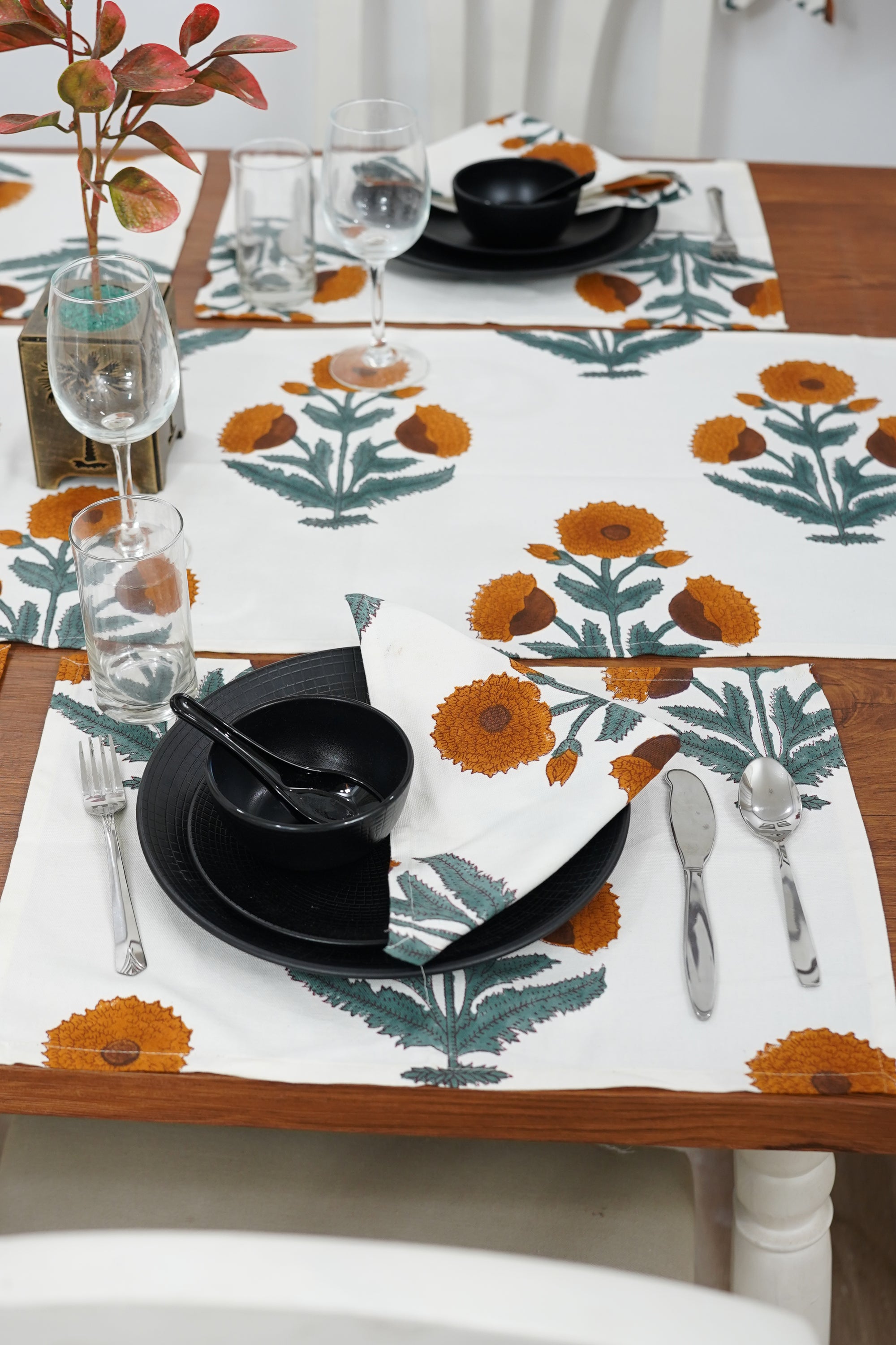 Thick Cotton White Table Runner-Badshah