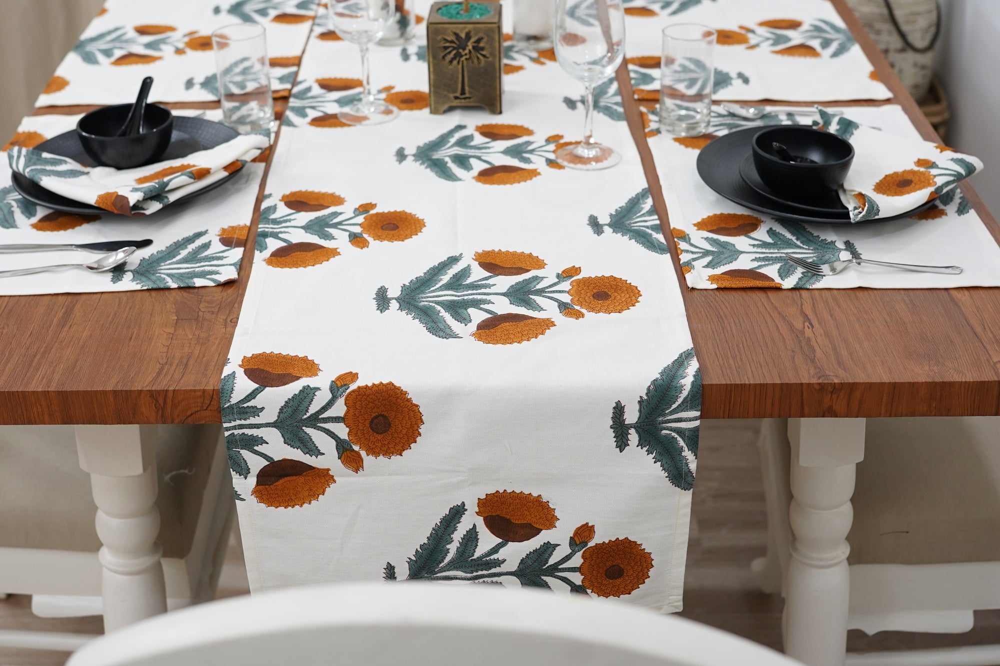 Thick Cotton White Table Runner-Badshah