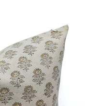 BAGRU BUTI FLORAL DESIGNER PILLOW COVER - FABDIVINE LLCBAGRU BUTI FLORAL DESIGNER PILLOW COVERTC Pillow CoverFABDIVINE LLC