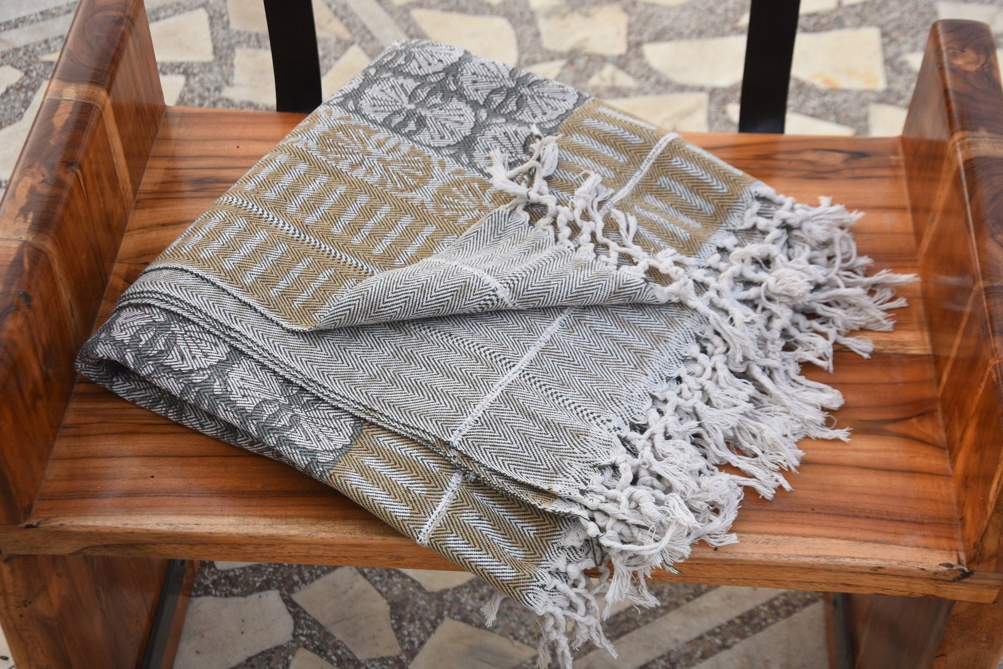 BLOCK PRINT HANDWOVEN THROW - BIJHNI - Fabdivine