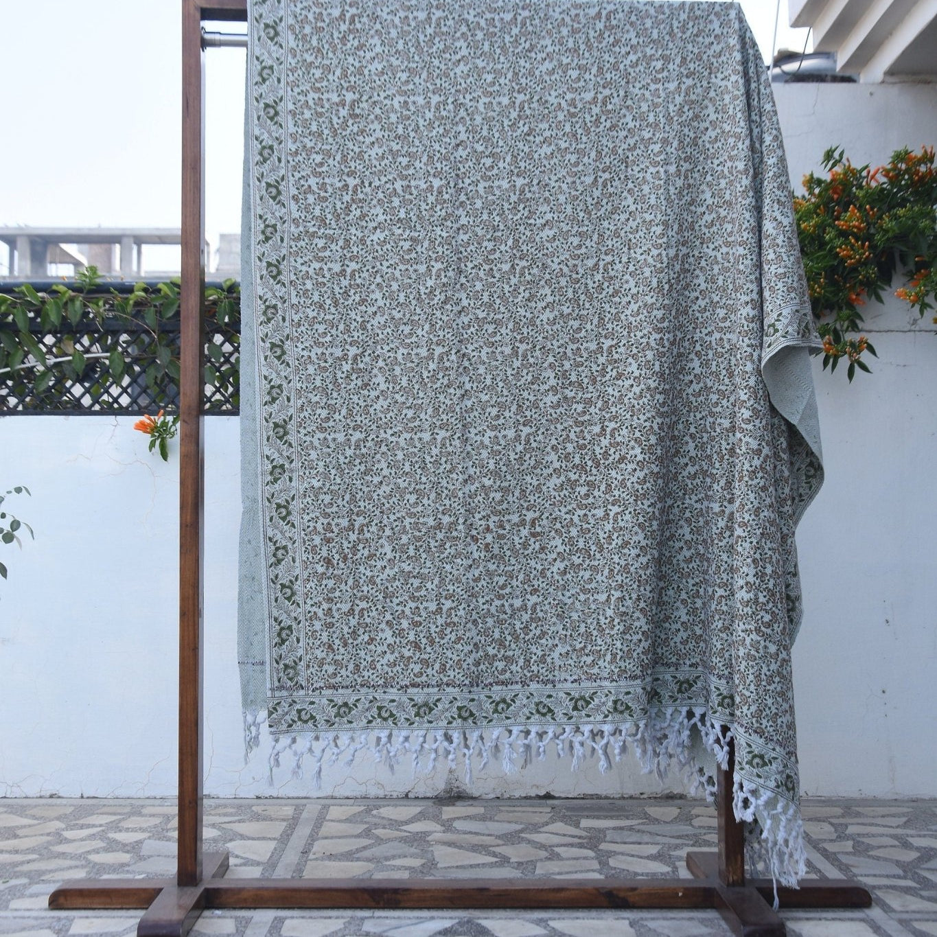 BLOCK PRINT HANDWOVEN THROW - KERI-JAAL - Fabdivine