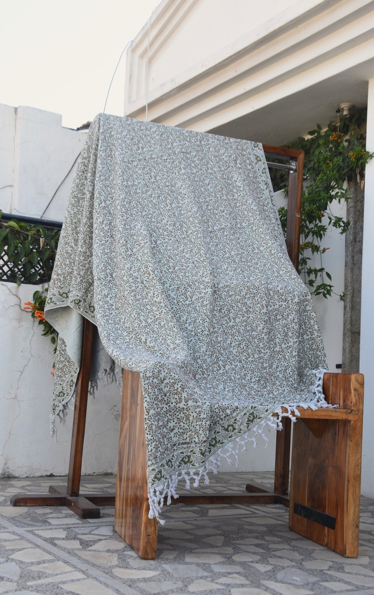 BLOCK PRINT HANDWOVEN THROW - KERI-JAAL - Fabdivine