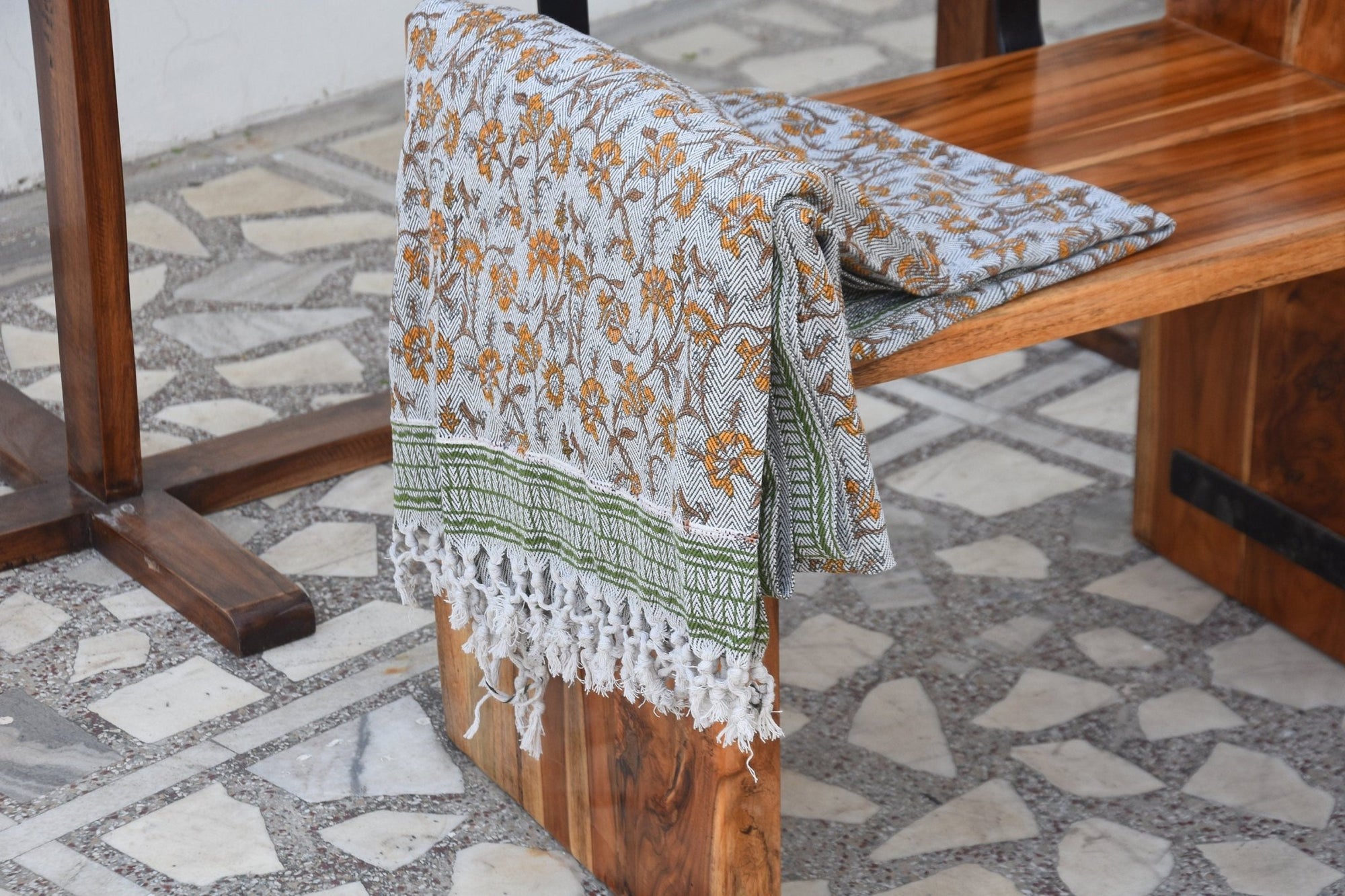 BLOCK PRINT HANDWOVEN THROW - NAAYAB - Fabdivine