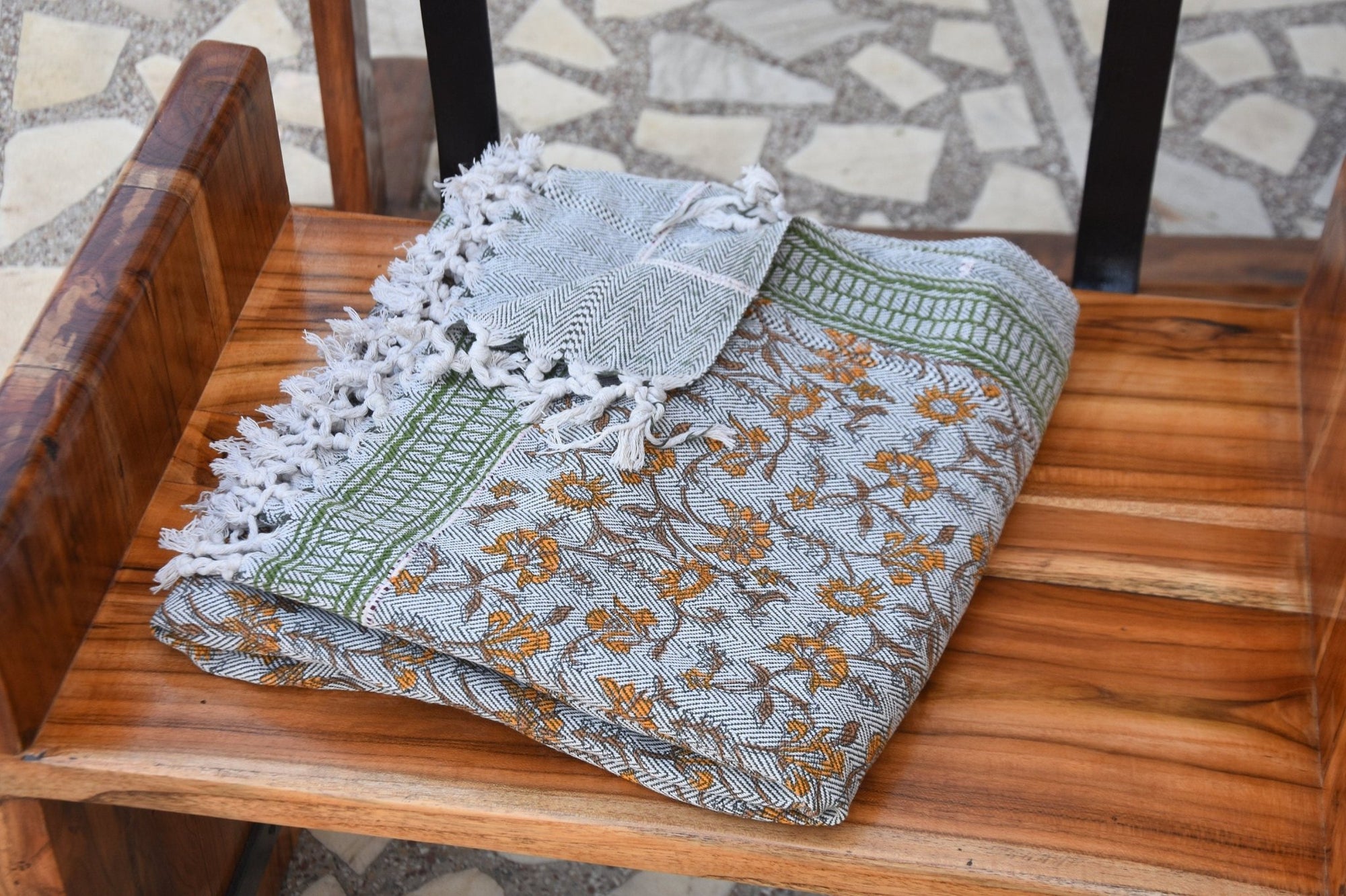 BLOCK PRINT HANDWOVEN THROW - NAAYAB - Fabdivine