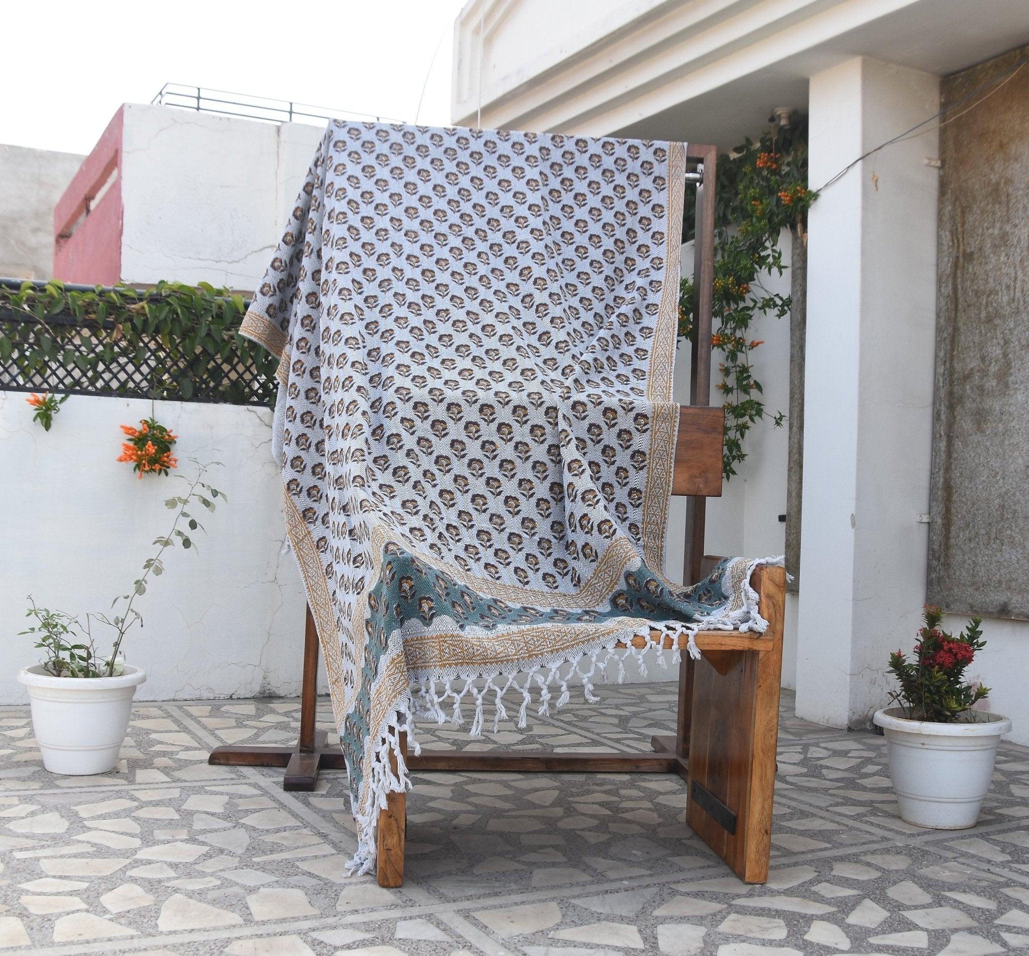 BLOCK PRINT HANDWOVEN THROW - ROHINI - Fabdivine