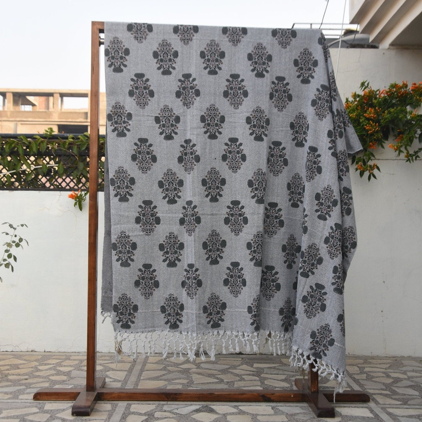 BLOCK PRINT HANDWOVEN THROW - SWADESH - Fabdivine