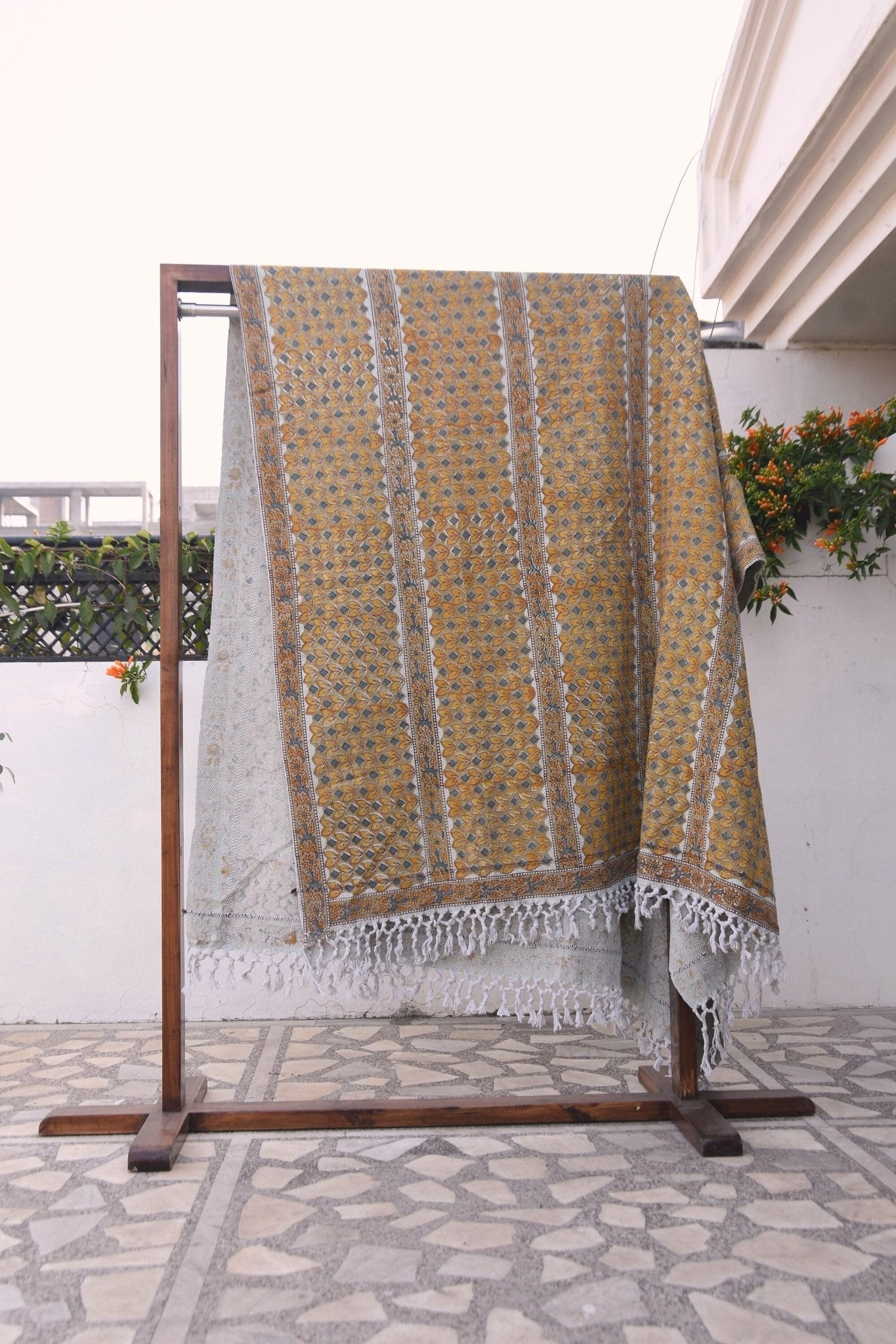 BLOCK PRINT HANDWOVEN THROW - TITTLI - Fabdivine