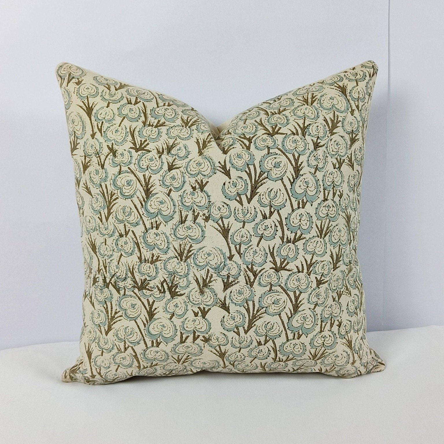 HEART VINE PILLOW COVER - FABDIVINE LLCHEART VINE PILLOW COVERTC Pillow CoverFABDIVINE LLC