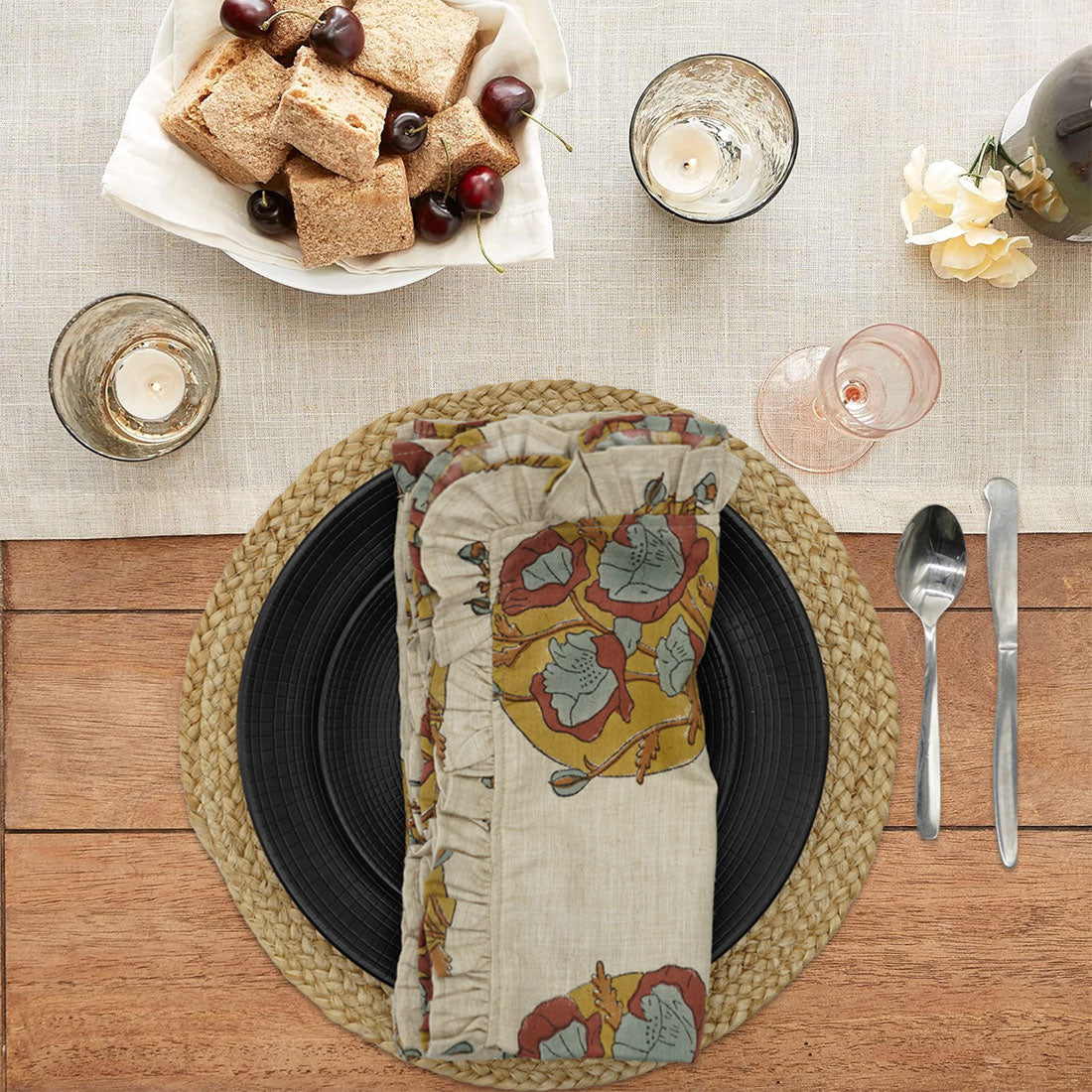 HANDMADE BLOCK PRINTED FLORAL TABLE RUFFLED DECORATIVE DINING NAPKIN SET – SANDHYA PUSHP