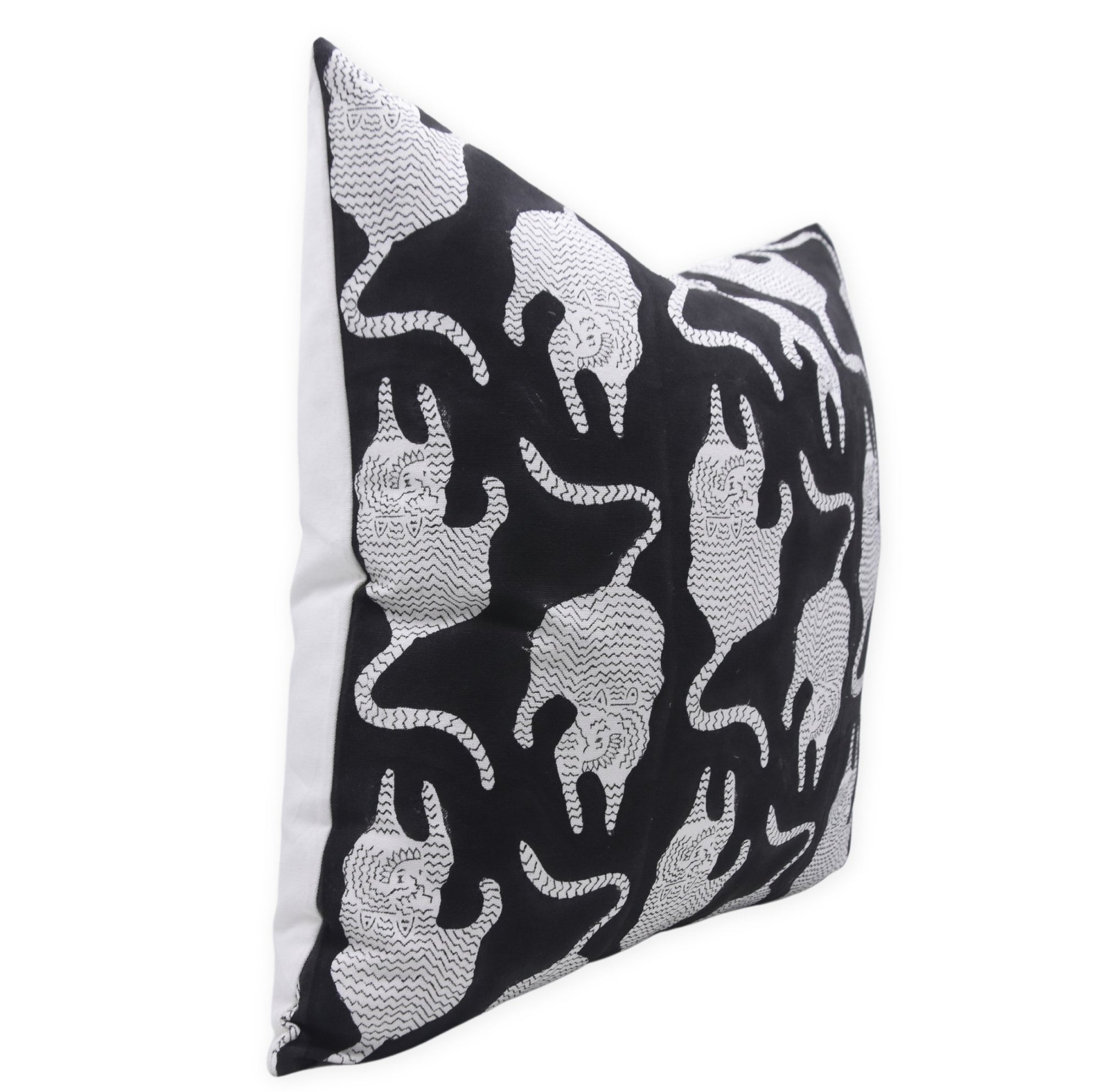 Block print Pillow cover for sofa, couch or bed- Thick Cotton White - MUSHAK - Fabdivine